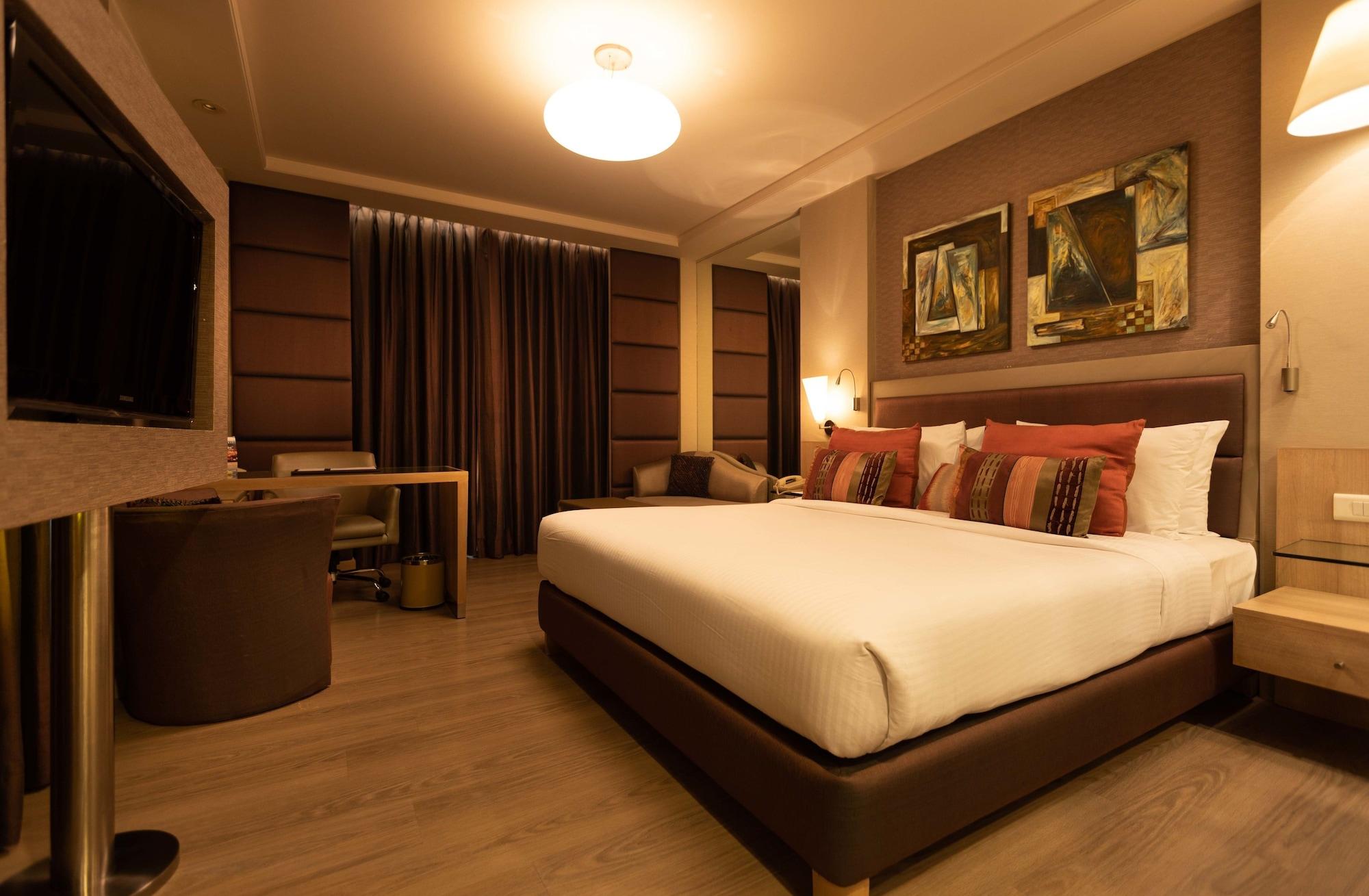 Clarens Hotel Gurgaon Exteriör bild